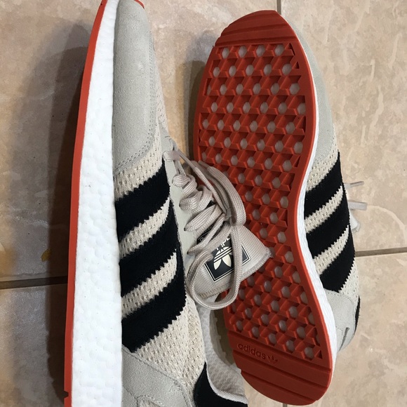 Men’s 11 Adidas Originals - Picture 6 of 8